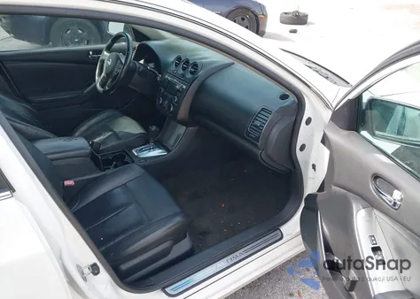 2011 Nissan Altima 3.5 Sr z USA, uszkodzony, nr VIN 1N4BL2AP7BC184528